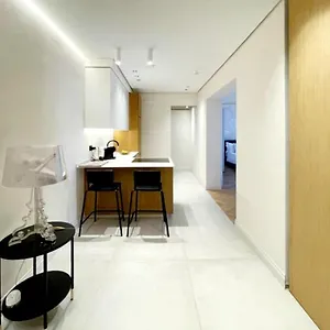 Apartament Center, Katania